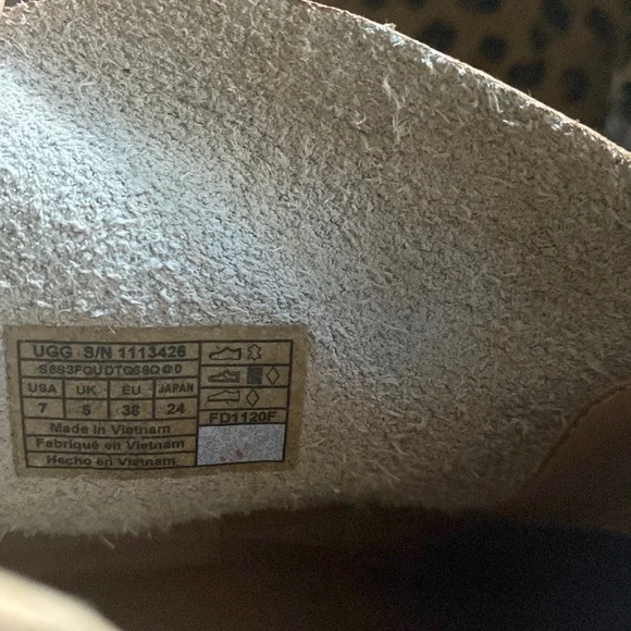 UGG Women's Kingsburg Leopard Boots